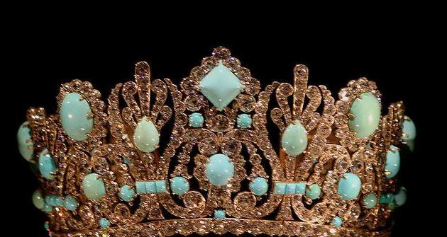法国玛丽皇后的珠宝图片